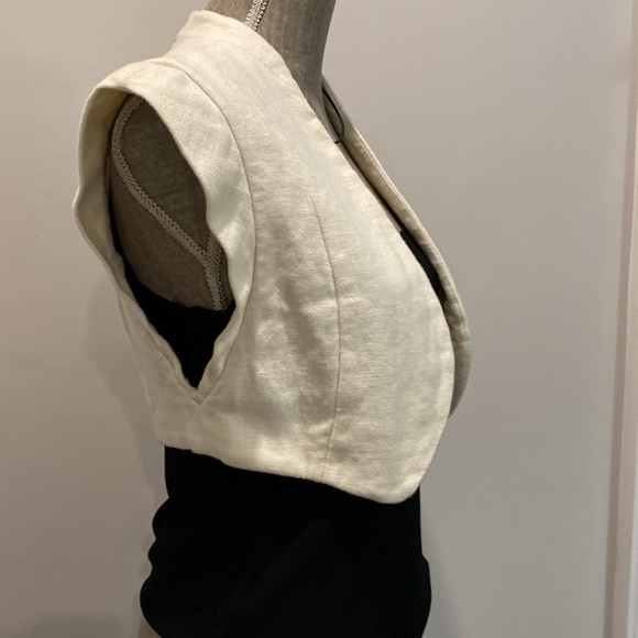 Aritzia Wilfred Linen Sleeveless Bolero top Size 4 - Picture 5 of 13